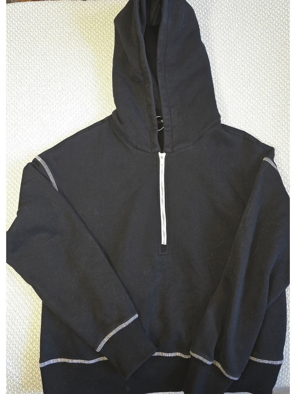 Trinity Queen half is up black hoodie size small